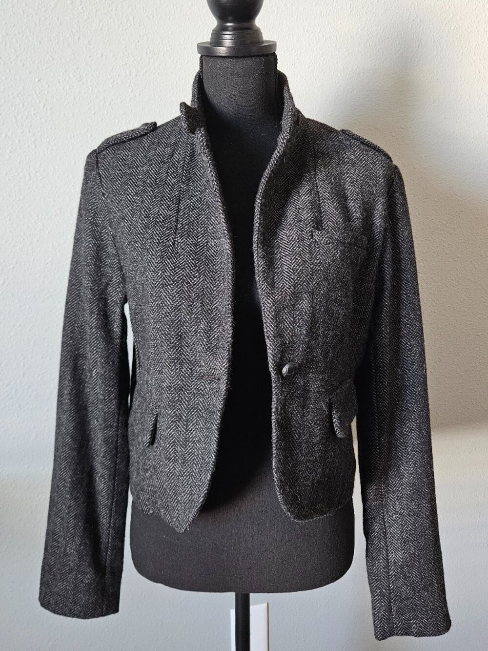 American Eagle Outfitters Women's Light Grey Wool Cropped Blazer - M